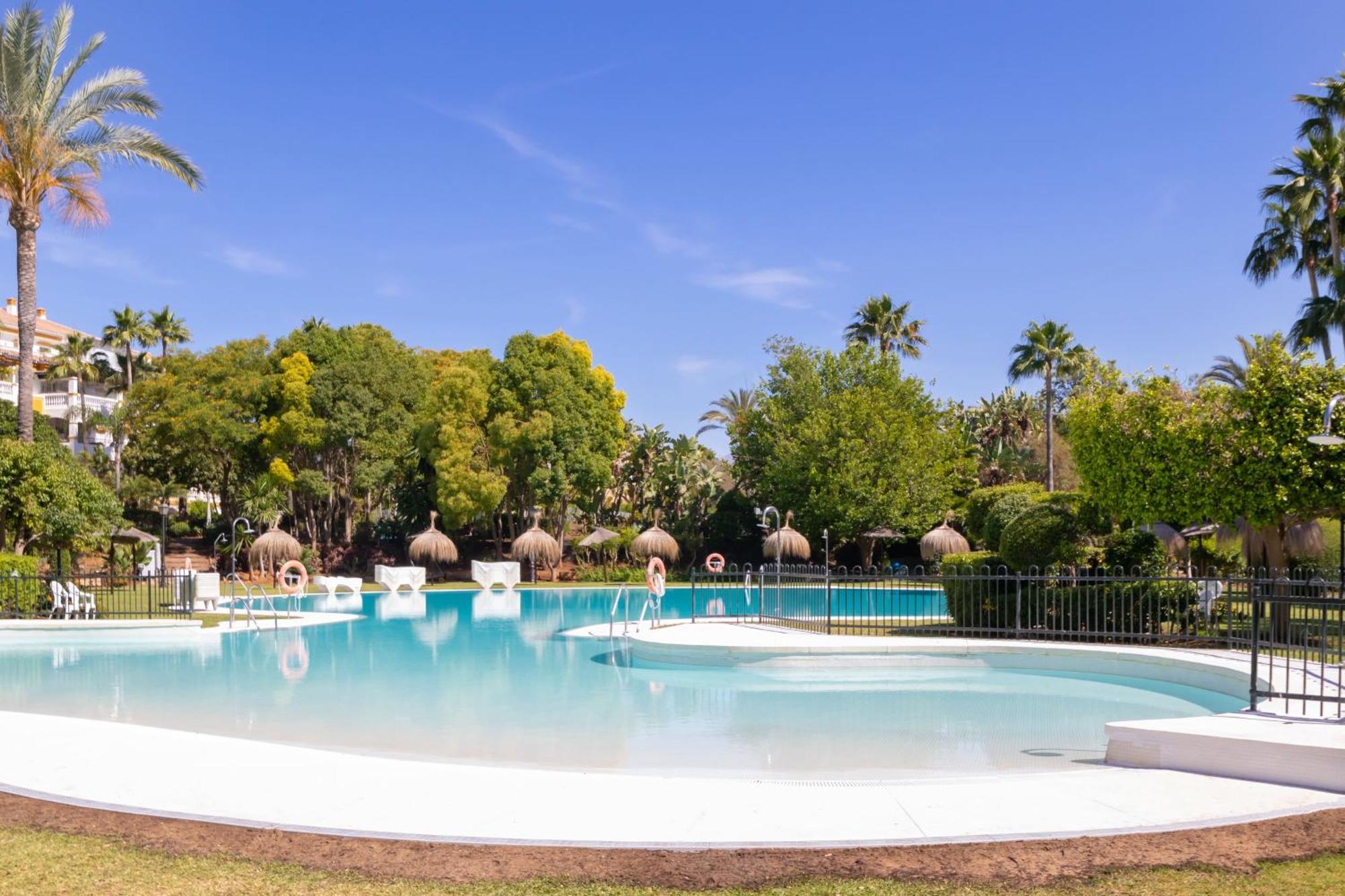 Apartamento Dama De Noche L - Puerto Banus มาร์เบยา ภายนอก รูปภาพ